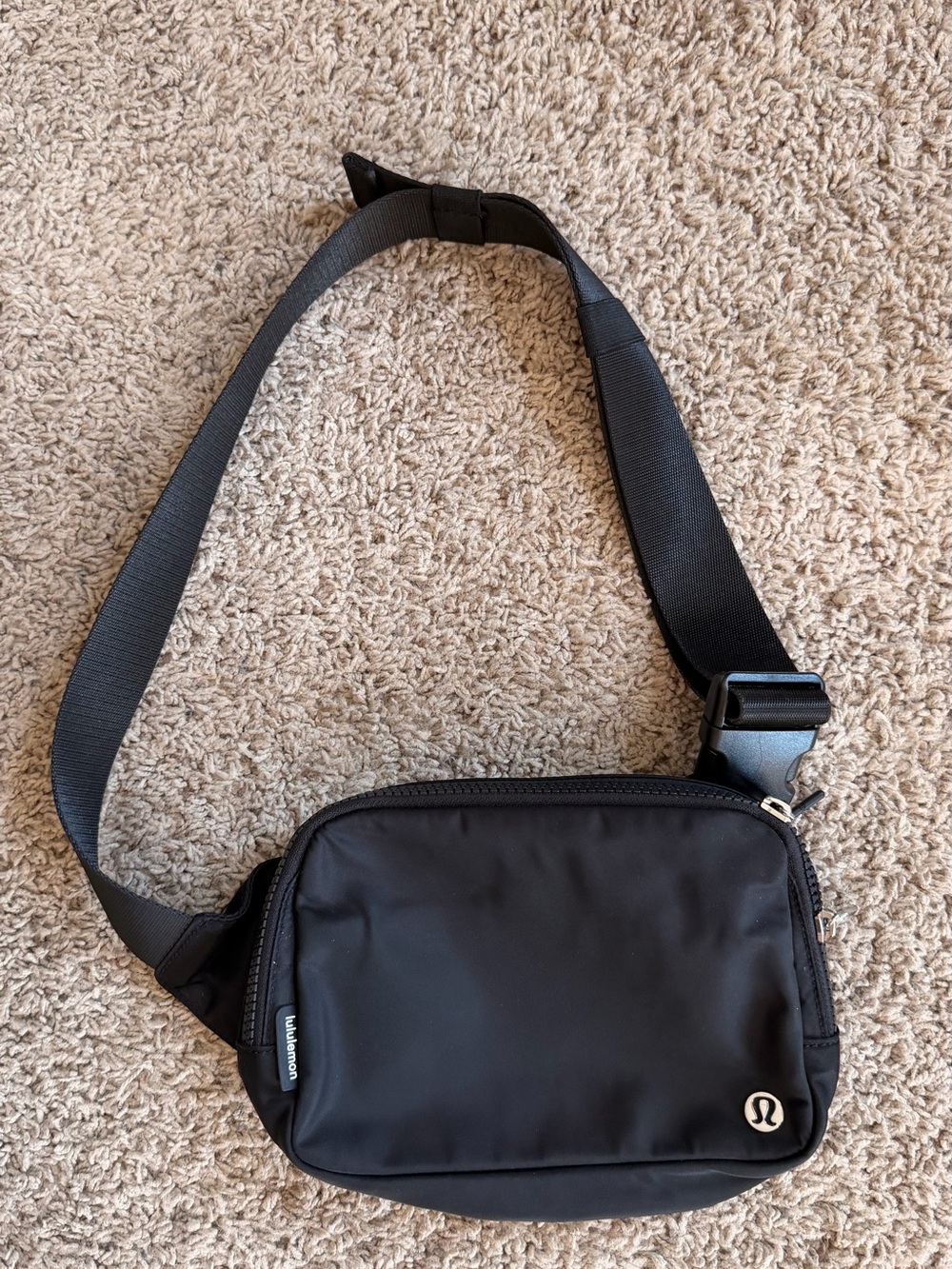 lululemon Black Crossbody Belt Bag